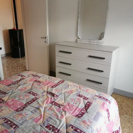 Agm House בלאג'יו